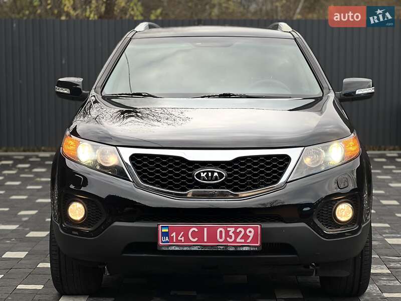 Позашляховик / Кросовер Kia Sorento 2012 в Ужгороді