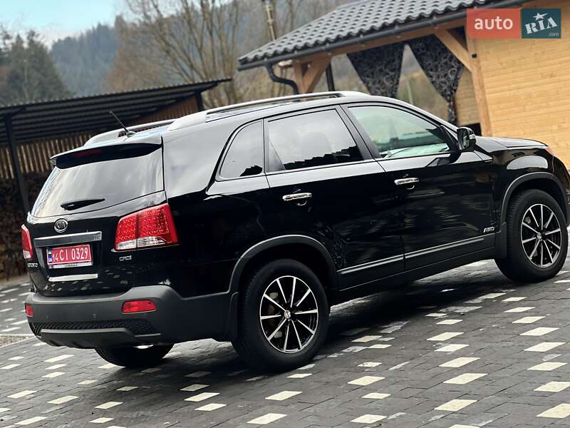 Позашляховик / Кросовер Kia Sorento 2012 в Ужгороді