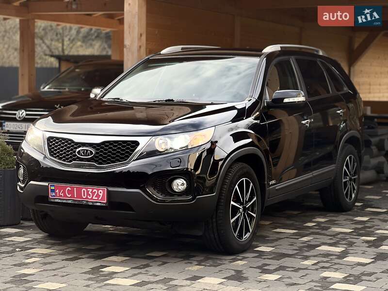 Позашляховик / Кросовер Kia Sorento 2012 в Ужгороді