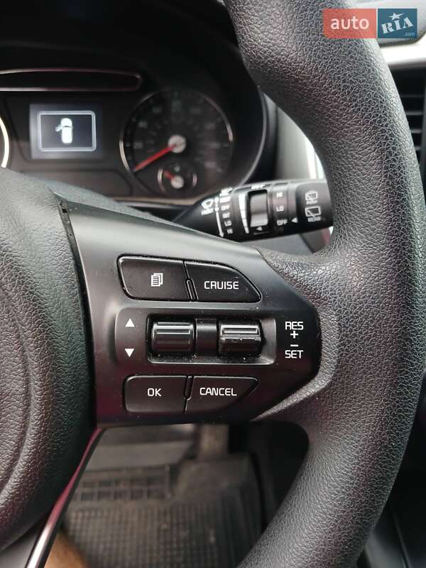 Внедорожник / Кроссовер Kia Sorento 2016 в Городенке