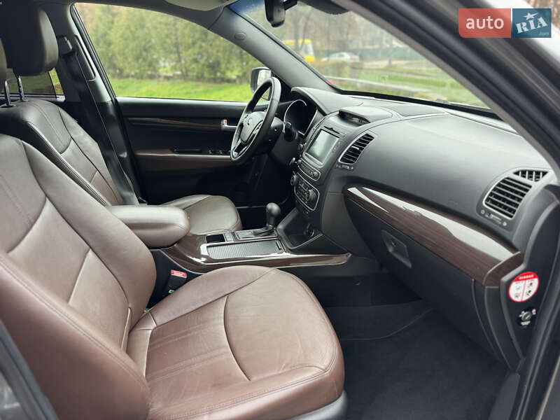 Позашляховик / Кросовер Kia Sorento 2014 в Рівному
