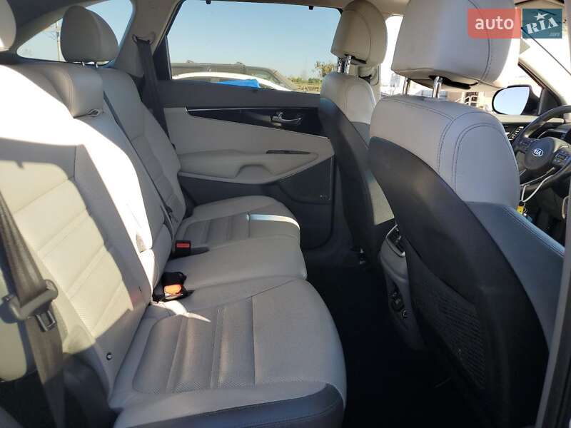 Позашляховик / Кросовер Kia Sorento 2016 в Тернополі фото 11 Позашляховик / Кросовер Kia Sorento 2016 в Тернополі