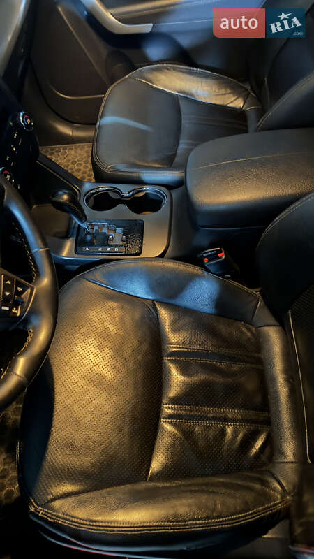 Внедорожник / Кроссовер Kia Sorento 2011 в Ивано-Франковске