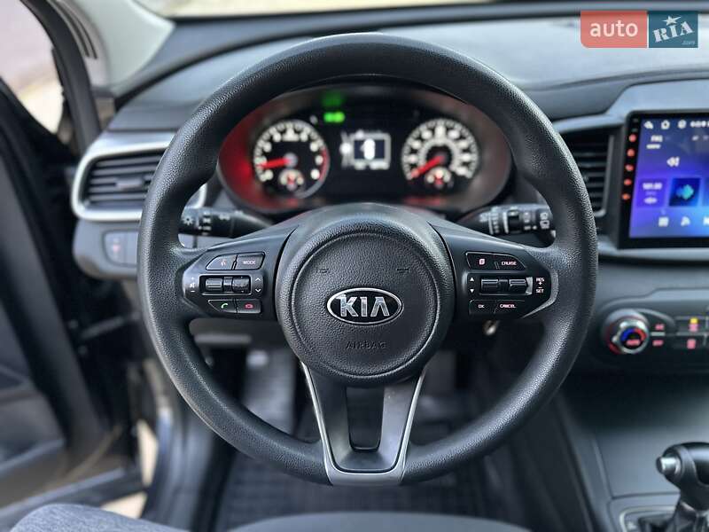 Позашляховик / Кросовер Kia Sorento 2017 в Одесі фото 28 Позашляховик / Кросовер Kia Sorento 2017 в Одесі