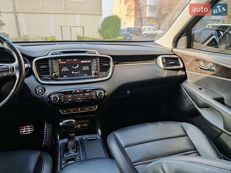 Позашляховик / Кросовер Kia Sorento 2016 в Могилів-Подільському фото 30 Позашляховик / Кросовер Kia Sorento 2016 в Могилів-Подільському