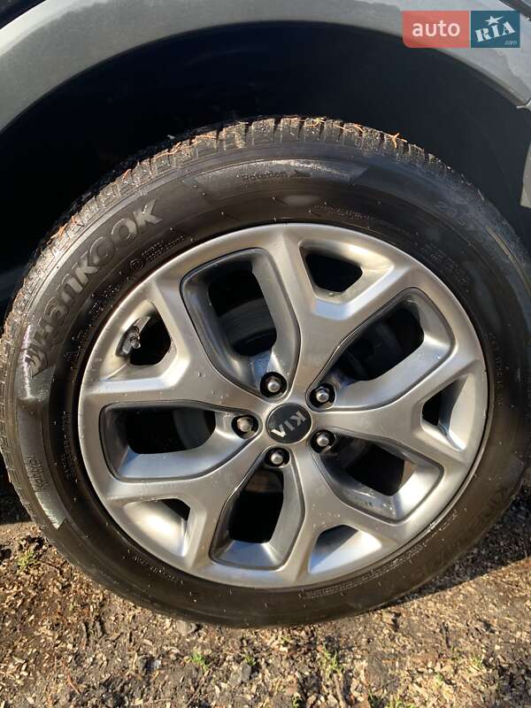 Внедорожник / Кроссовер Kia Sorento 2016 в Луцке