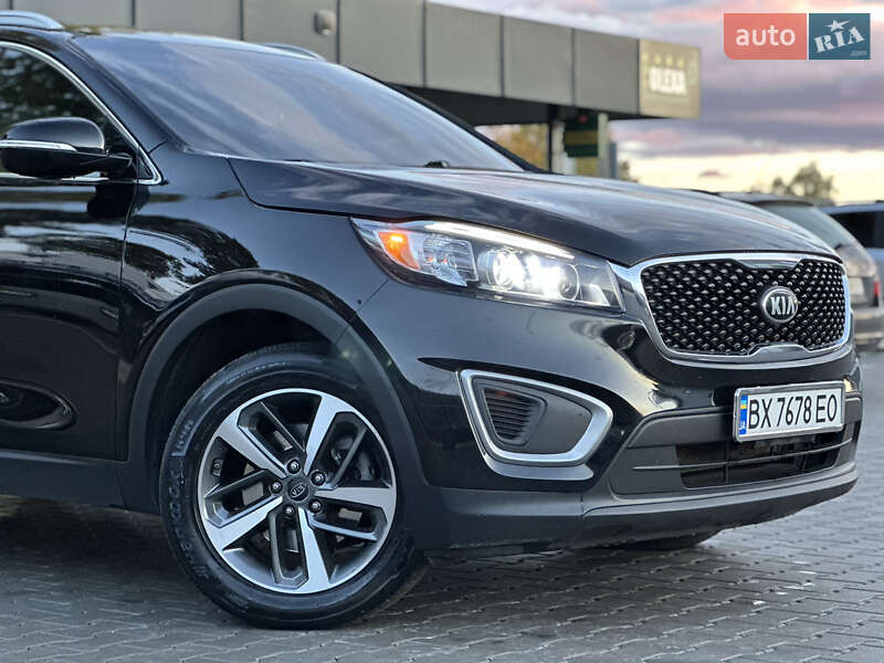 Внедорожник / Кроссовер Kia Sorento 2015 в Владимире фото 49 Внедорожник / Кроссовер Kia Sorento 2015 в Владимире