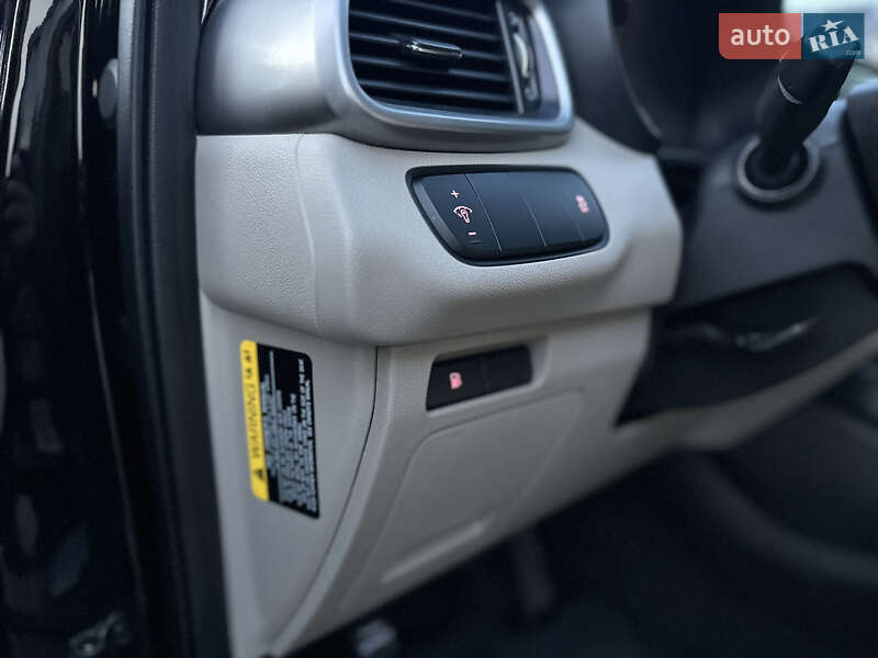 Внедорожник / Кроссовер Kia Sorento 2015 в Владимире фото 58 Внедорожник / Кроссовер Kia Sorento 2015 в Владимире