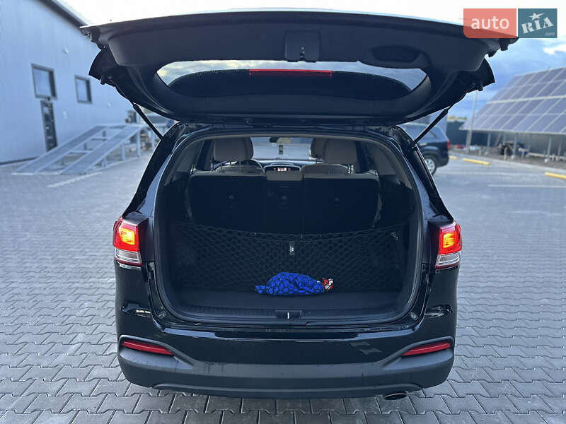 Внедорожник / Кроссовер Kia Sorento 2015 в Владимире фото 85 Внедорожник / Кроссовер Kia Sorento 2015 в Владимире