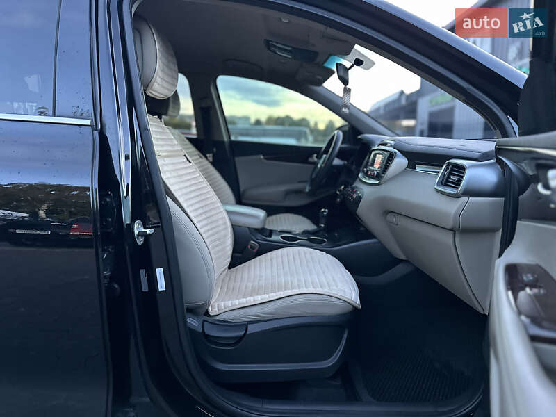 Внедорожник / Кроссовер Kia Sorento 2015 в Владимире фото 100 Внедорожник / Кроссовер Kia Sorento 2015 в Владимире