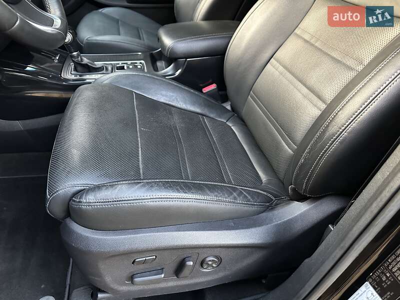 Внедорожник / Кроссовер Kia Sorento 2015 в Хмельницком