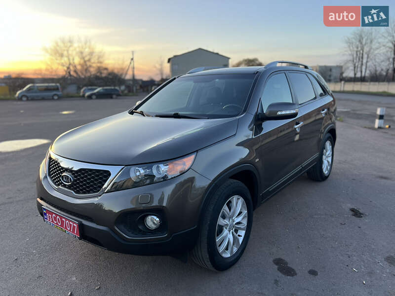 Позашляховик / Кросовер Kia Sorento 2012 в Луцьку