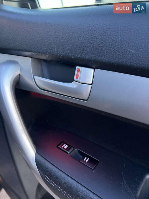 Позашляховик / Кросовер Kia Sorento 2012 в Луцьку