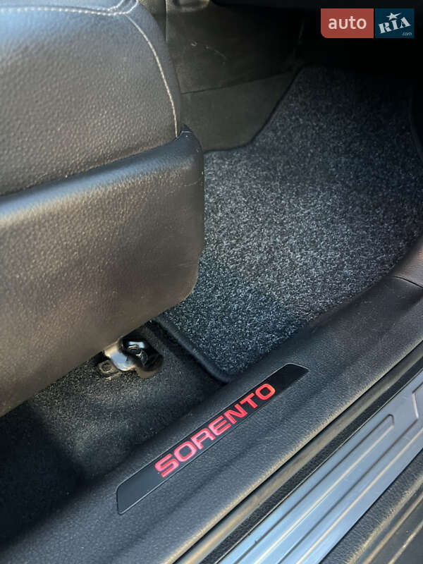 Позашляховик / Кросовер Kia Sorento 2012 в Луцьку