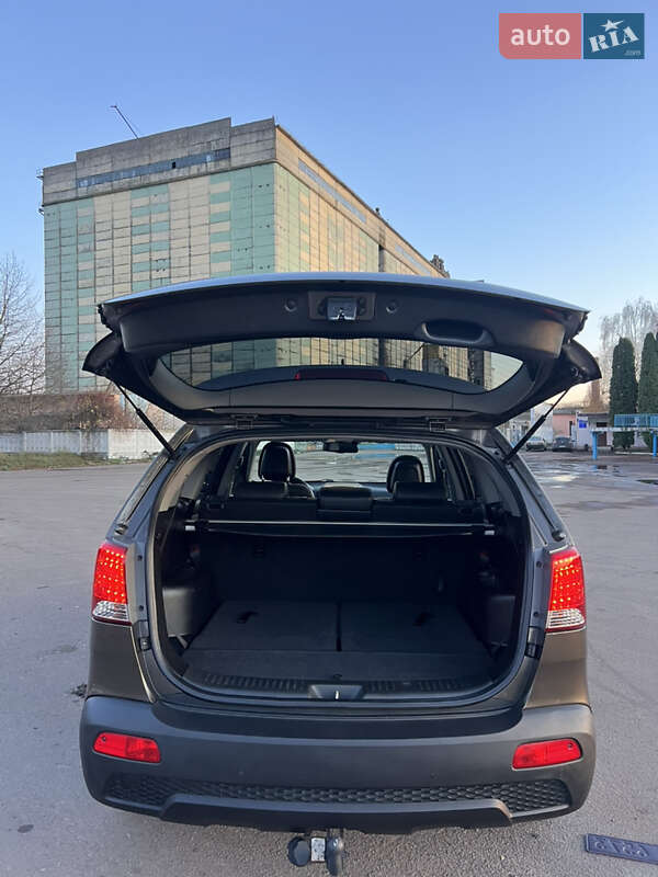Позашляховик / Кросовер Kia Sorento 2012 в Луцьку