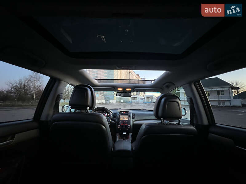 Позашляховик / Кросовер Kia Sorento 2012 в Луцьку