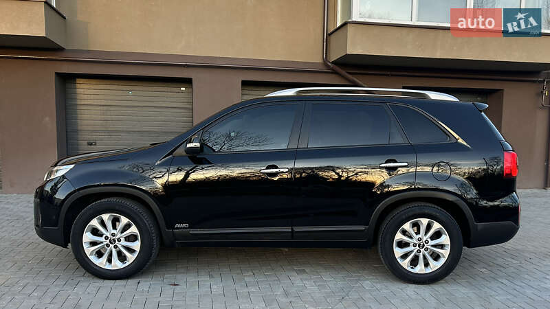 Внедорожник / Кроссовер Kia Sorento 2013 в Калуше