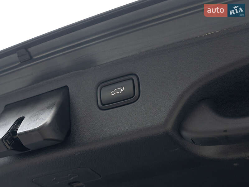 Внедорожник / Кроссовер Kia Sorento 2015 в Одессе