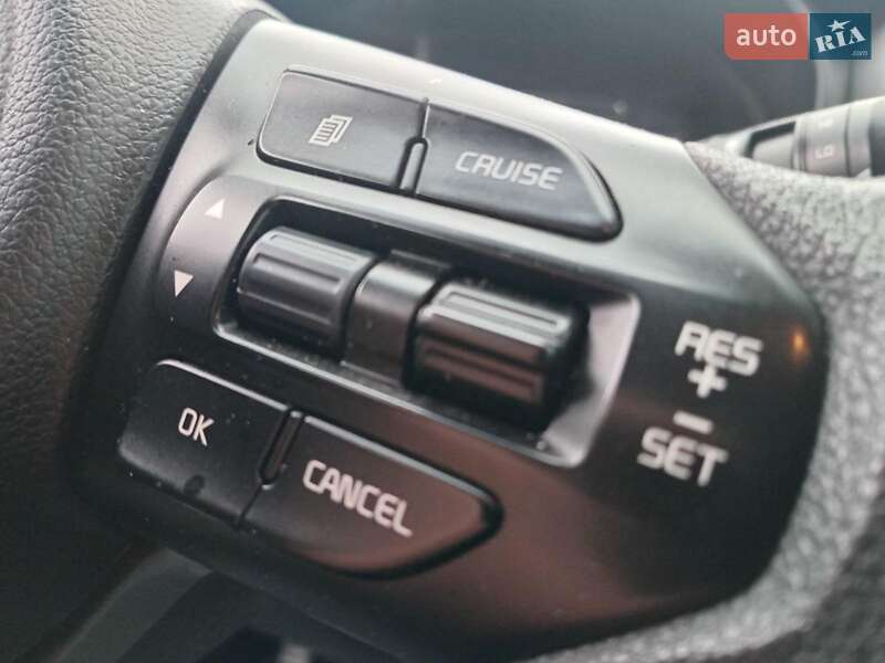 Внедорожник / Кроссовер Kia Sorento 2015 в Львове фото 15 Внедорожник / Кроссовер Kia Sorento 2015 в Львове