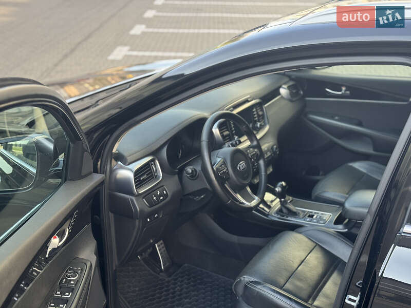 Внедорожник / Кроссовер Kia Sorento 2015 в Ивано-Франковске фото 39 Внедорожник / Кроссовер Kia Sorento 2015 в Ивано-Франковске