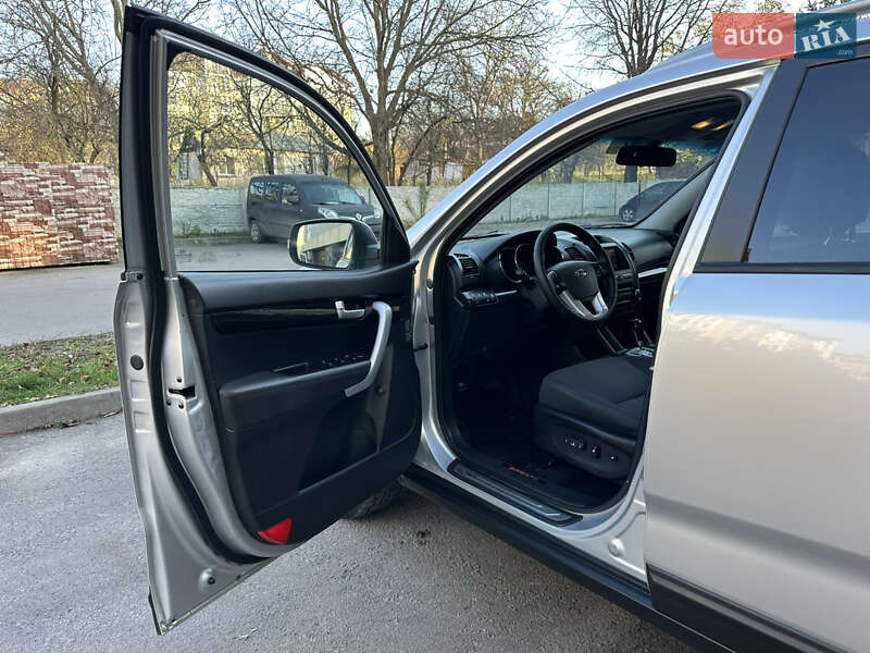 Позашляховик / Кросовер Kia Sorento 2011 в Рівному фото 9 Позашляховик / Кросовер Kia Sorento 2011 в Рівному