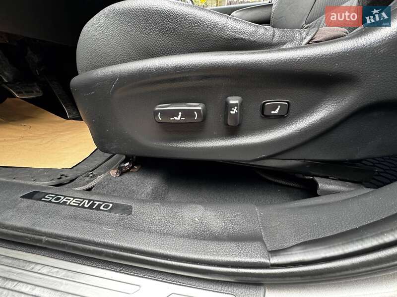 Позашляховик / Кросовер Kia Sorento 2011 в Чернівцях фото 13 Позашляховик / Кросовер Kia Sorento 2011 в Чернівцях