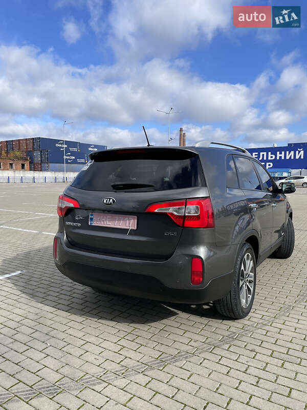 Внедорожник / Кроссовер Kia Sorento 2012 в Тернополе фото 8 Внедорожник / Кроссовер Kia Sorento 2012 в Тернополе