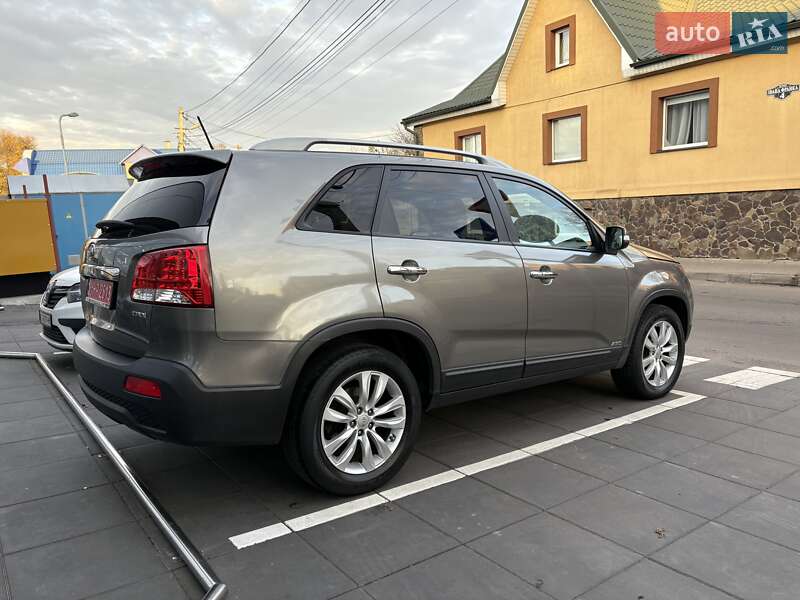 Внедорожник / Кроссовер Kia Sorento 2012 в Луцке фото 7 Внедорожник / Кроссовер Kia Sorento 2012 в Луцке