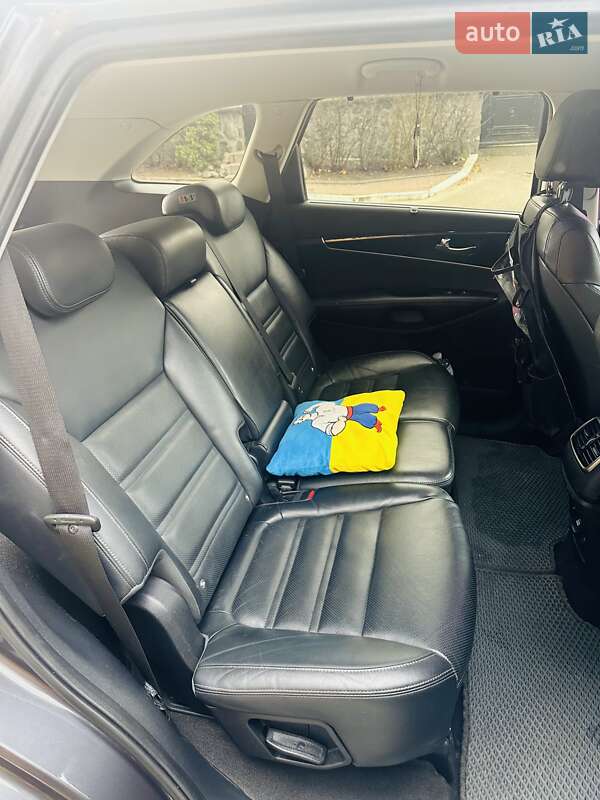 Позашляховик / Кросовер Kia Sorento 2016 в Києві