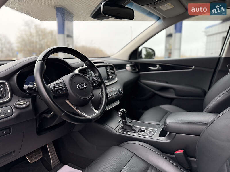 Внедорожник / Кроссовер Kia Sorento 2015 в Радивилове фото 28 Внедорожник / Кроссовер Kia Sorento 2015 в Радивилове