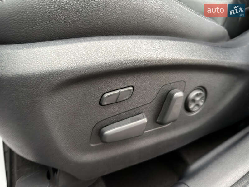 Внедорожник / Кроссовер Kia Sorento 2015 в Радивилове фото 33 Внедорожник / Кроссовер Kia Sorento 2015 в Радивилове