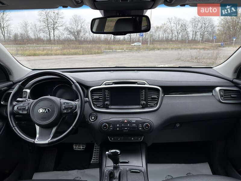 Внедорожник / Кроссовер Kia Sorento 2015 в Радивилове фото 46 Внедорожник / Кроссовер Kia Sorento 2015 в Радивилове