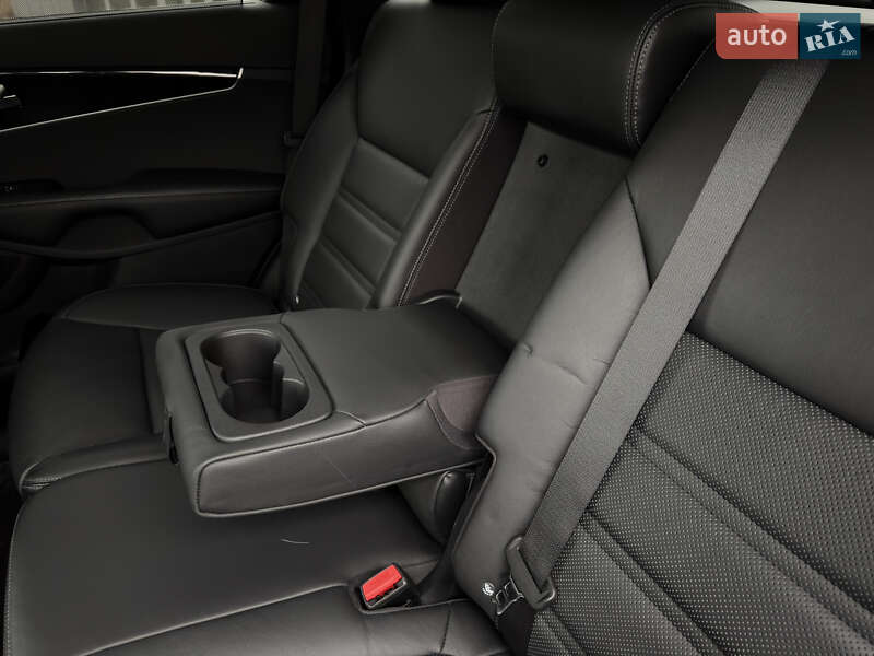 Внедорожник / Кроссовер Kia Sorento 2015 в Радивилове фото 54 Внедорожник / Кроссовер Kia Sorento 2015 в Радивилове
