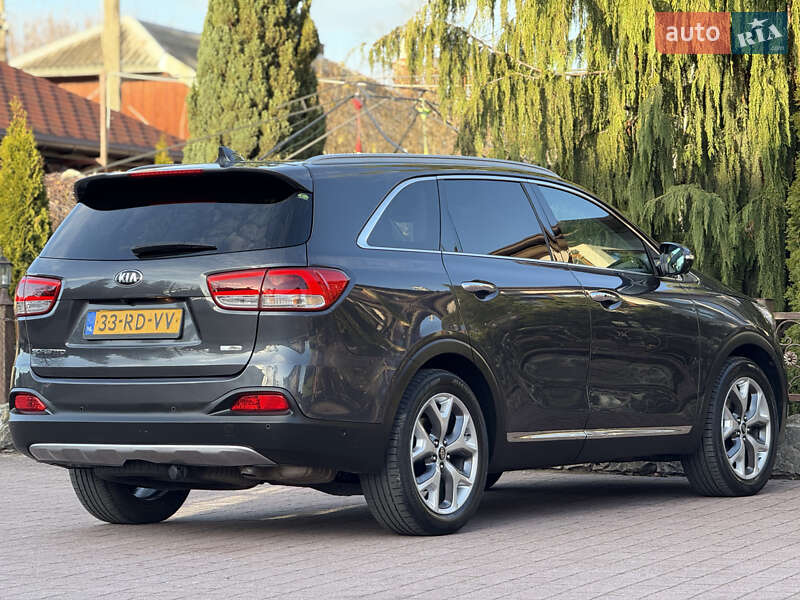 Позашляховик / Кросовер Kia Sorento 2016 в Стрию