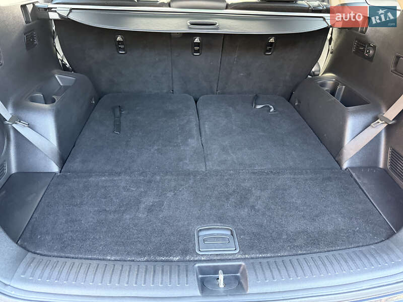 Позашляховик / Кросовер Kia Sorento 2016 в Стрию