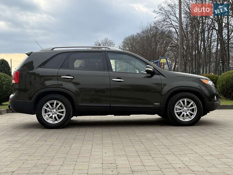 Внедорожник / Кроссовер Kia Sorento 2010 в Стрые