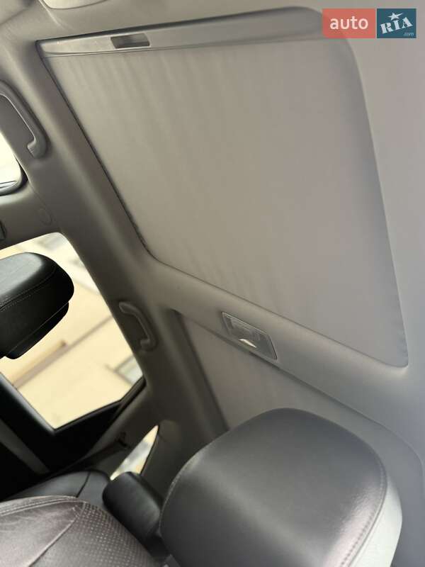 Внедорожник / Кроссовер Kia Sorento 2010 в Стрые