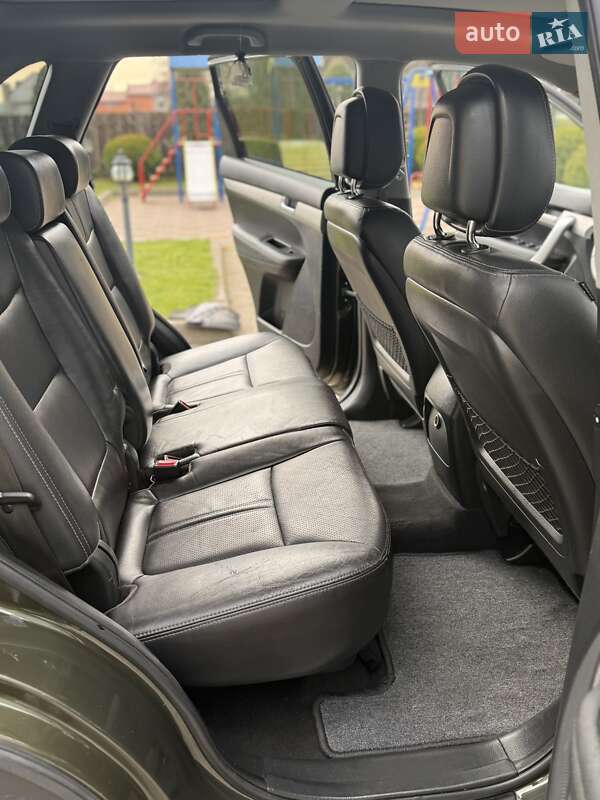 Внедорожник / Кроссовер Kia Sorento 2010 в Стрые