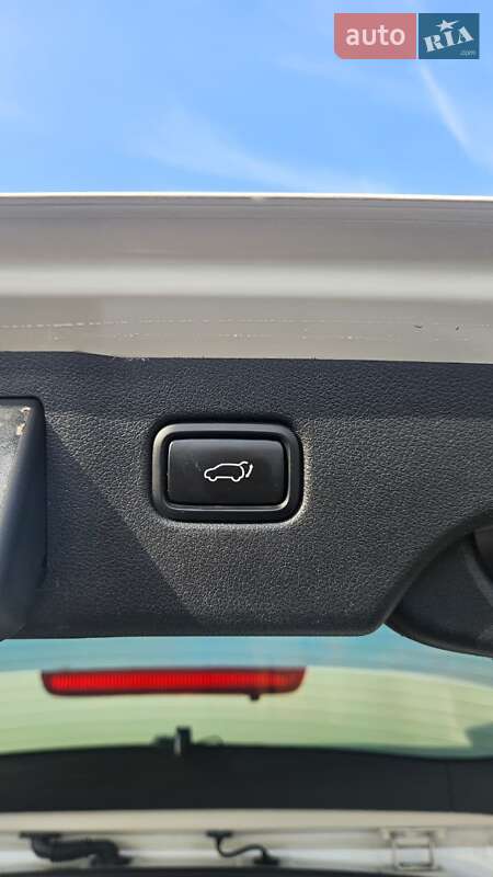 Позашляховик / Кросовер Kia Sorento 2015 в Києві