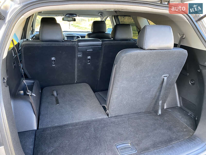 Внедорожник / Кроссовер Kia Sorento 2016 в Коломые фото 13 Внедорожник / Кроссовер Kia Sorento 2016 в Коломые