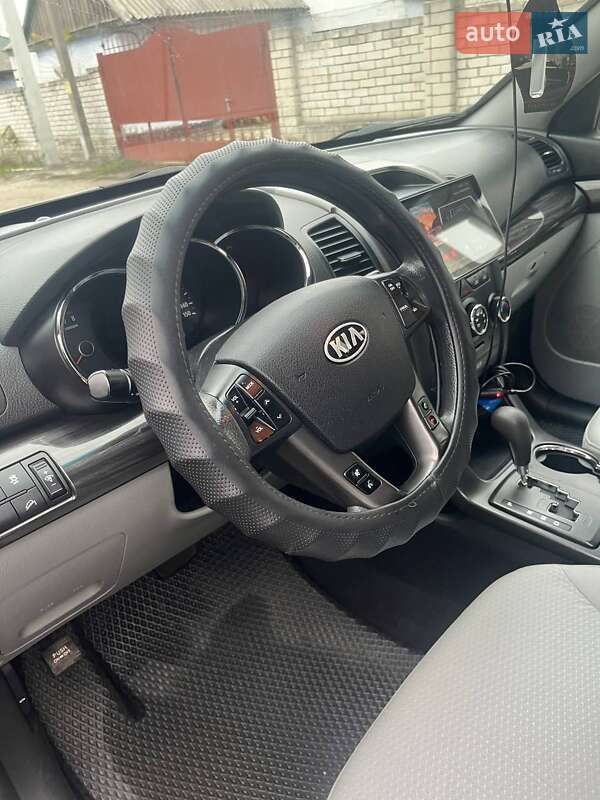 Внедорожник / Кроссовер Kia Sorento 2012 в Днепре фото 12 Внедорожник / Кроссовер Kia Sorento 2012 в Днепре