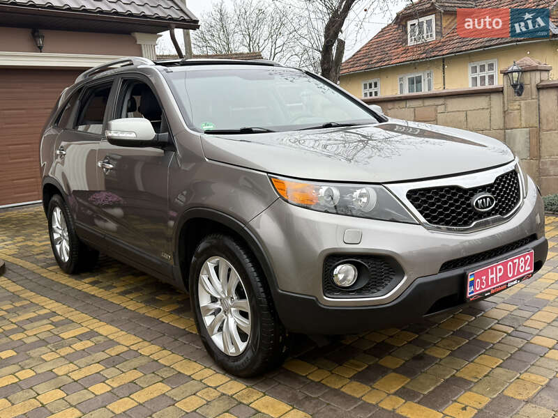 Позашляховик / Кросовер Kia Sorento 2010 в Коломиї
