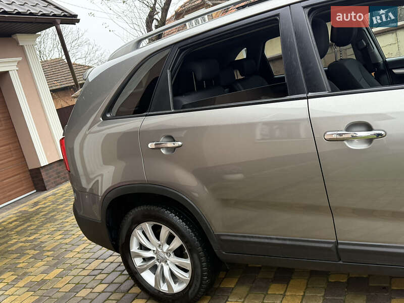 Позашляховик / Кросовер Kia Sorento 2010 в Коломиї