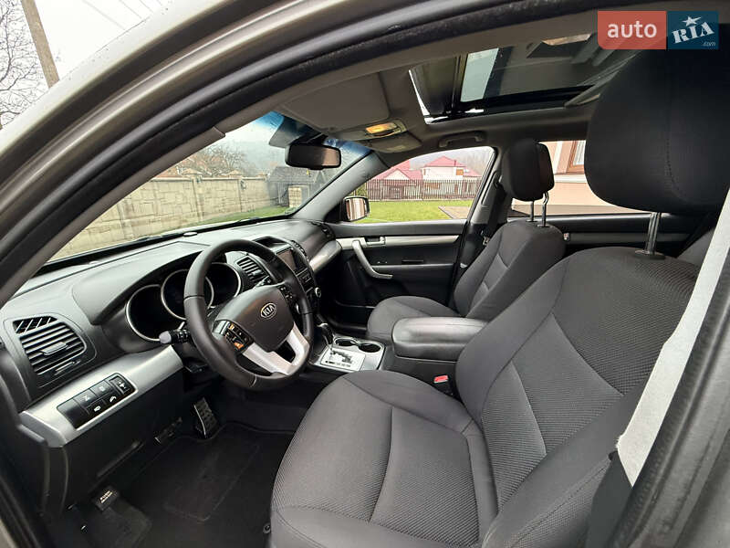Позашляховик / Кросовер Kia Sorento 2010 в Коломиї