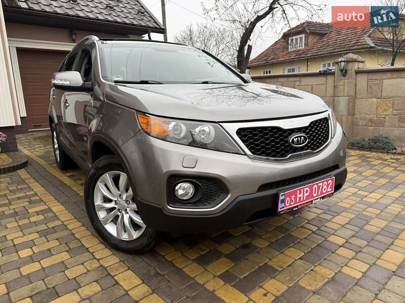 Позашляховик / Кросовер Kia Sorento 2010 в Коломиї