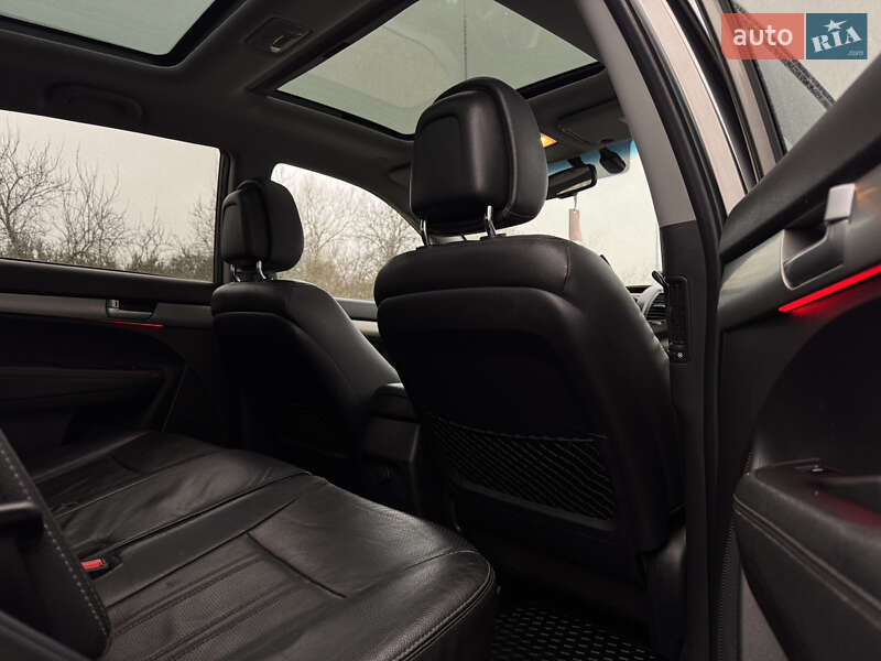 Позашляховик / Кросовер Kia Sorento 2012 в Радивиліві