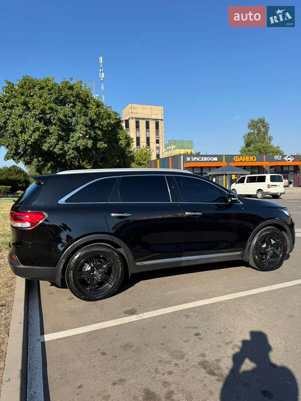 Внедорожник / Кроссовер Kia Sorento 2015 в Кривом Роге