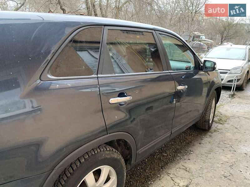 Внедорожник / Кроссовер Kia Sorento 2011 в Каменец-Подольском
