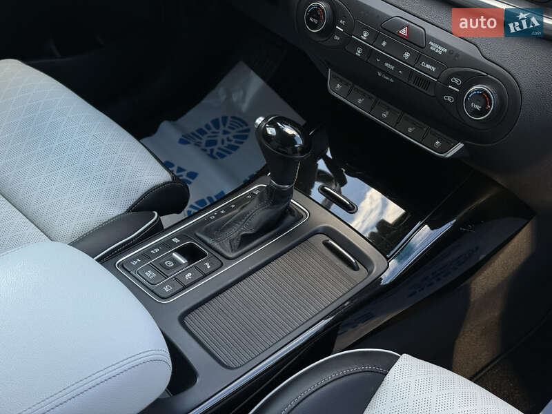 Позашляховик / Кросовер Kia Sorento 2017 в Івано-Франківську фото 12 Позашляховик / Кросовер Kia Sorento 2017 в Івано-Франківську