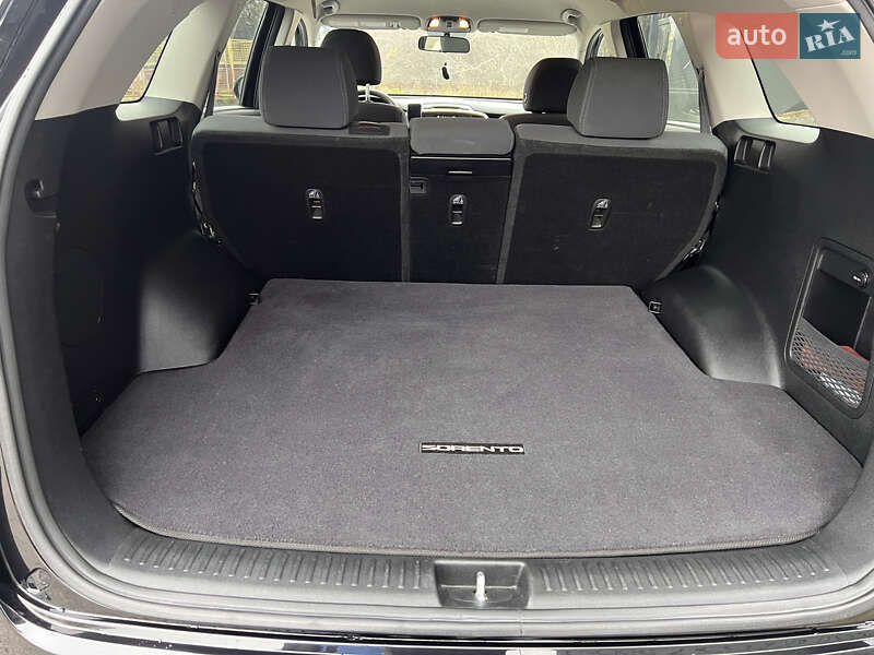 Позашляховик / Кросовер Kia Sorento 2017 в Харкові фото 9 Позашляховик / Кросовер Kia Sorento 2017 в Харкові